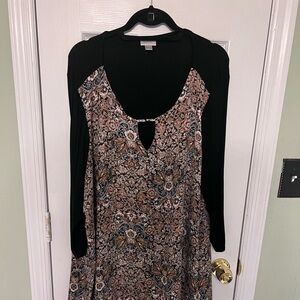 Plus size  Black and Multicolor Floral Blouse 26/28